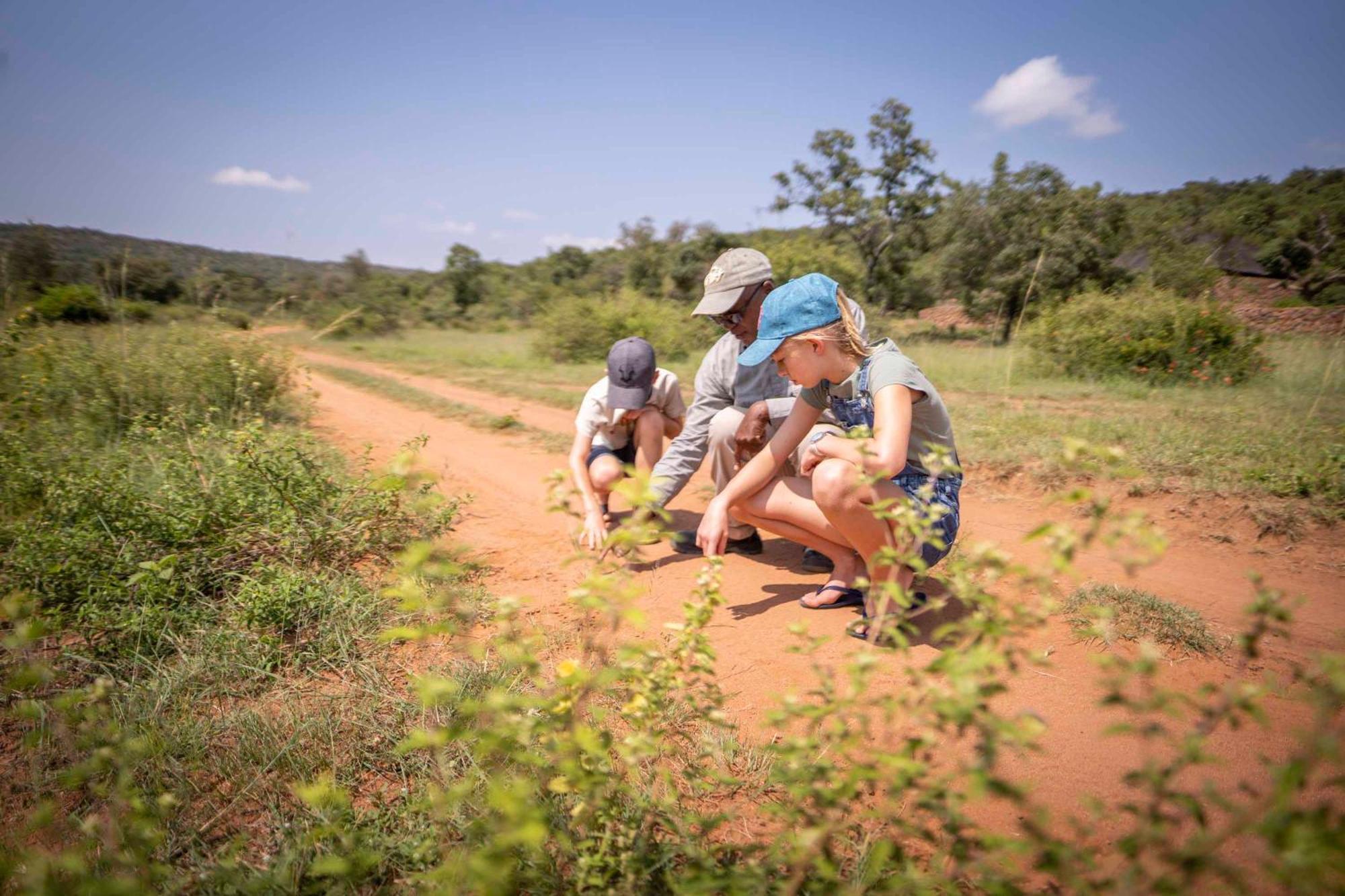 Ekuthuleni Lodge Strand Bagian luar foto