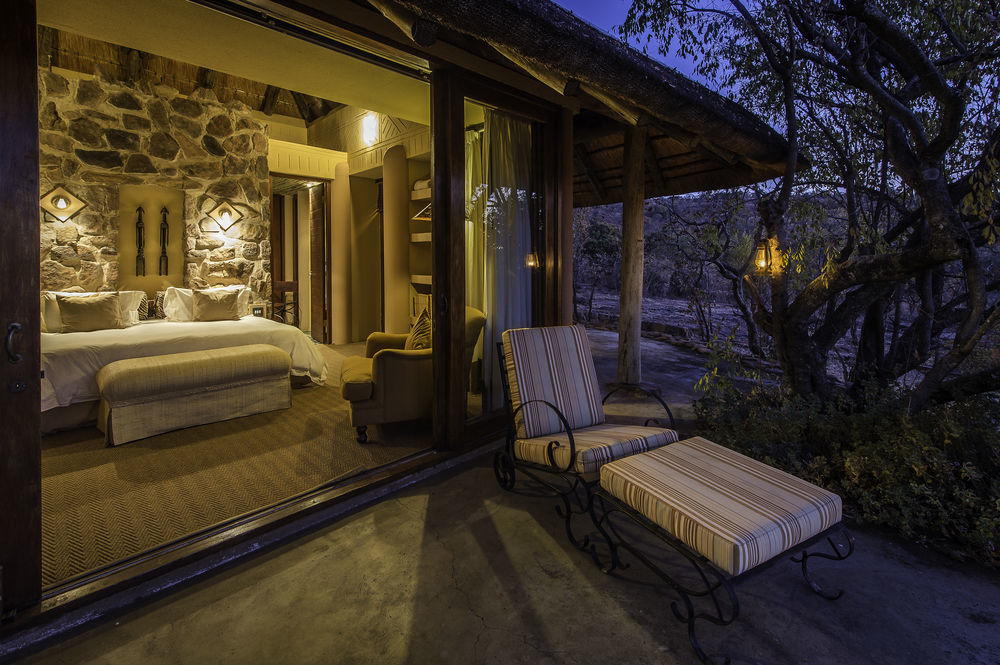 Ekuthuleni Lodge Strand Bagian luar foto