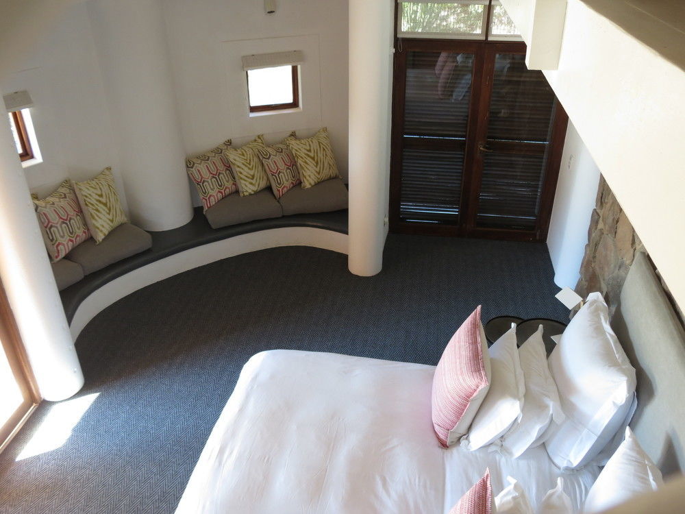 Ekuthuleni Lodge Strand Bagian luar foto